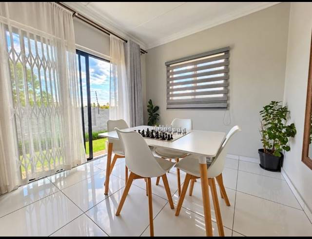3 BEDROOM DUPLEX FOR SALE IN ALBERTSDAL